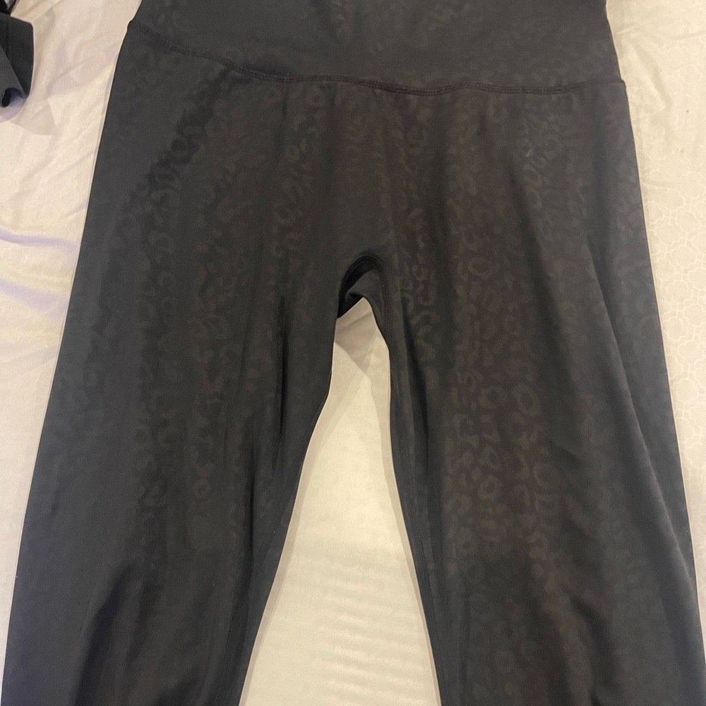 Buffbunny collection rebel leopard print leggings - Picture 3 of 3
